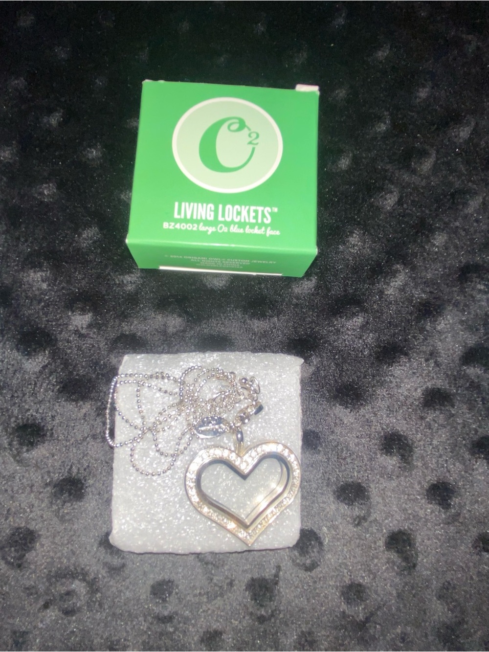 Origami Owl Green Box Silver Heart Living Locket Necklace